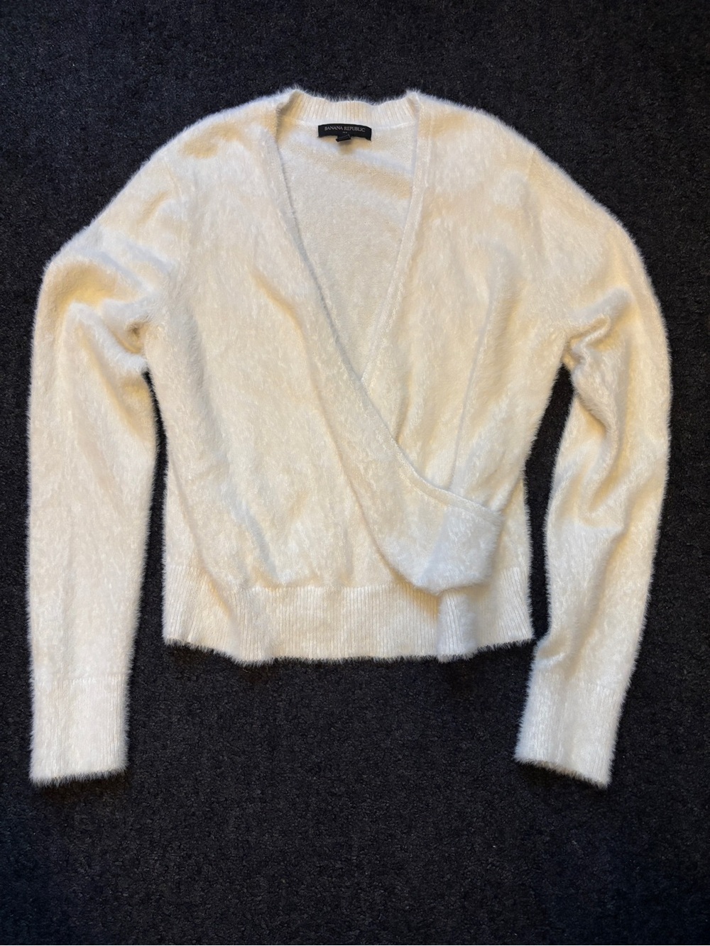 Banana Republic Factory Sweater Women Sz M Ivory Pullover Faux Wrap Fuzzy Soft